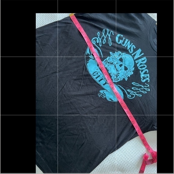 Guns N' Roses Paradise City Logo T-Shirt - Picture 10 of 13